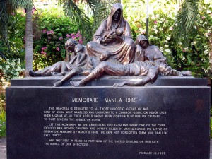 800px-Memorare_manila_monument